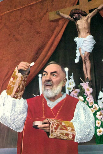 Padre Pio à la Sainte Communion