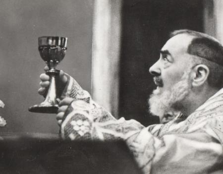 Padre Pio et le Sang Sacré du Christ